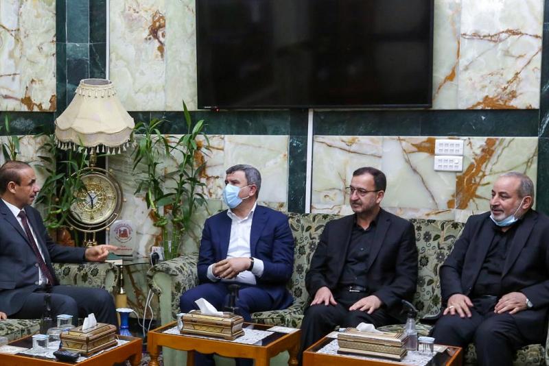 وزيرا العمل والنفط يتشرفان بزيارة العتبة العباسية المقدسة