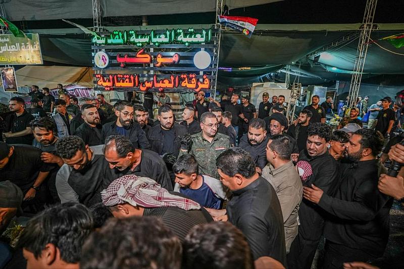 عبر توزيع أكثر من 20 ألف وجبة طعامٍ يوميًّا.. موكب فرقة العباس (عليه السلام) يواصل تقديم خدماته لزائري الأربعين