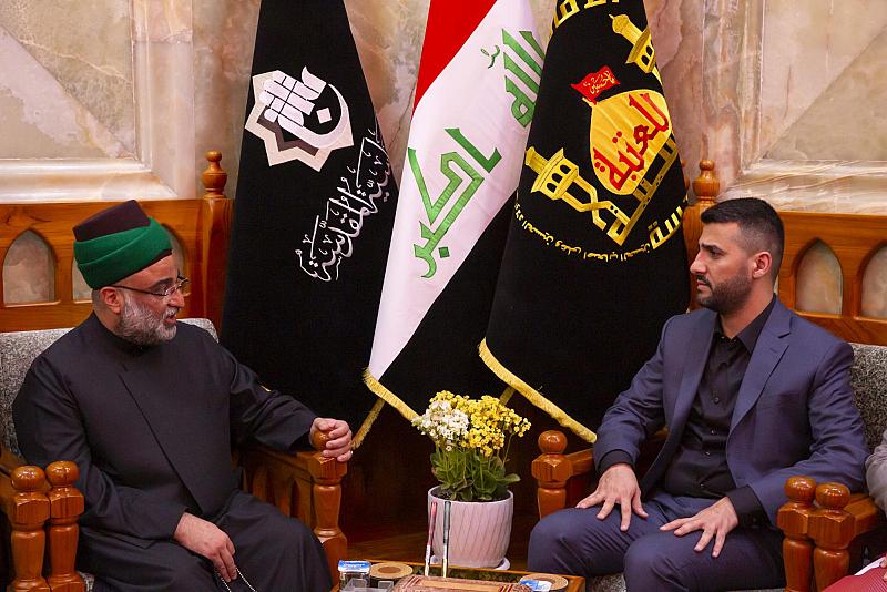 وزير الكهرباء يتشرف بزيارة العتبة العباسية المقدسة