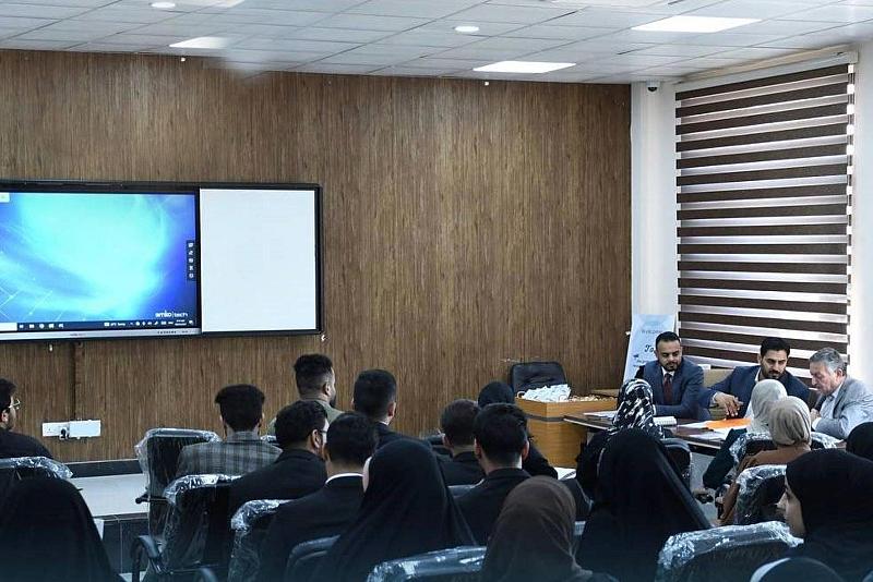 جامعة الكفيل تناقش مشاريع تخرّج طلبة كلّية التقنيات الصحية والطبّية