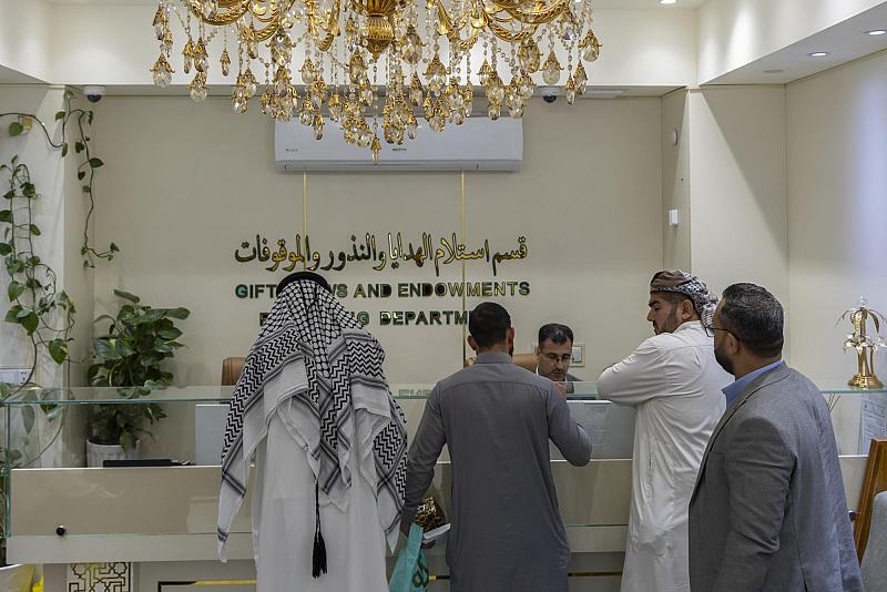 عبر منافذ العتبة العباسية المقدسة.. ممثّلية مواكب محافظتي ديالى وذي قار تشارك بحملة التبرّع للشعبين الإيراني واللبناني