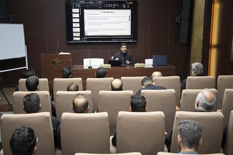 العتبة العباسية المقدسة تقيم دورة باللغة الإنكليزية للتعامل مع الوفود الأجنبية خلال زيارة الأربعين