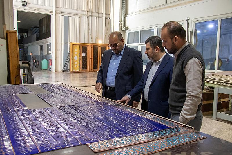 إدارة العتبة العباسية المقدسة تطلع على آليات تطوير المهارات الحِرَفية بقسم صناعة الشبابيك