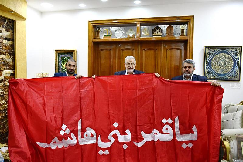 قسم الشؤون الفكريّة يُكرِّم أحد المساهمين في مشروع (تراثك أمانة)