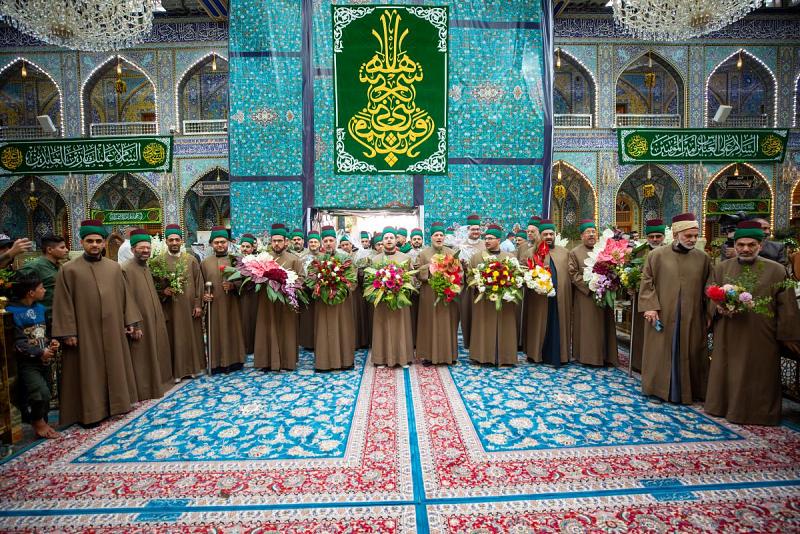 خَدَمةُ الساقي يهنّئون خَدَمةَ السبط بذكرى ولادته العطرة