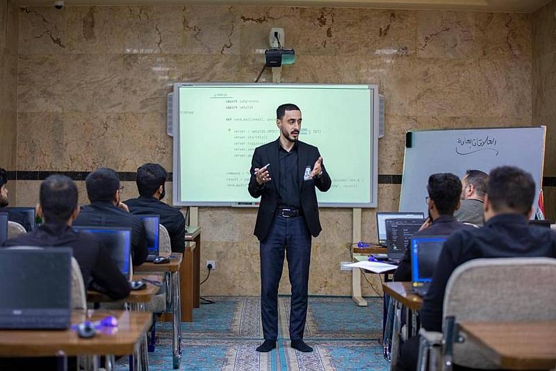 قسم التطوير يقيم دورة بعنوان (صناعة أدوات اختراق بلغة بايثون) للمنتسبين