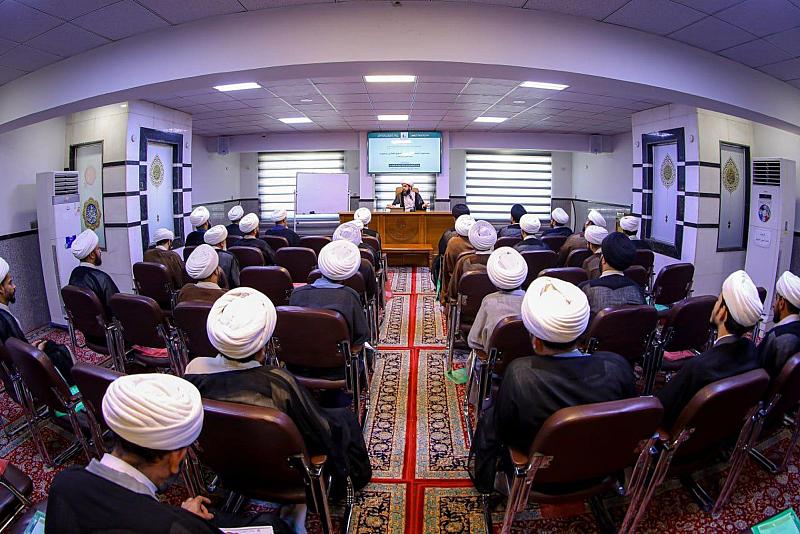بمشاركة (60) مبلغًا.. المجمع العلمي يطلق الموسم العلمي لبرنامج (يبلّغون)