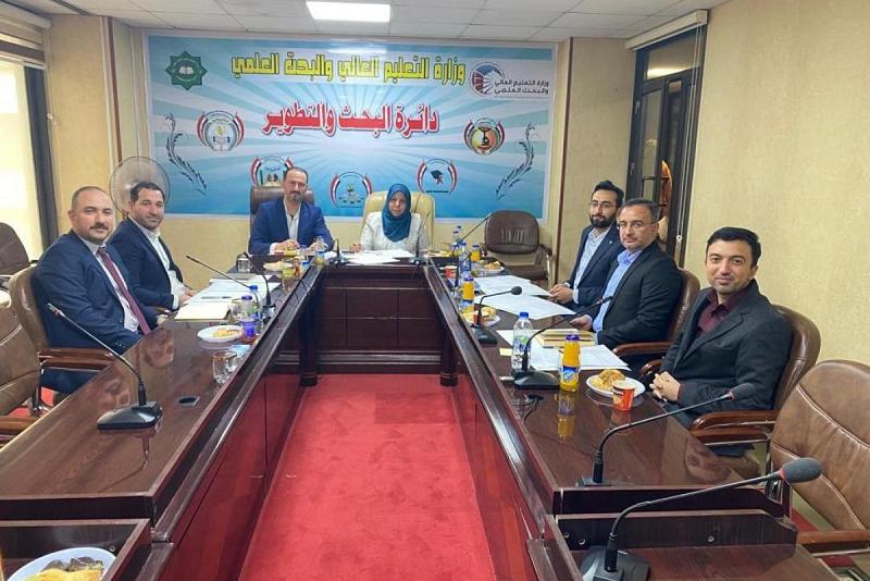 لبحث آليّة التعاون.. قسم الفكرية يعقد اجتماعاً مع دائرة البحث والتطوير في وزارة التعليم العالي