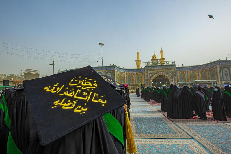 1000طالبةٍ جامعيّة يؤدّين قسَمَ التخرّج عند مرقد أبي الفضل العباس(عليه السلام)