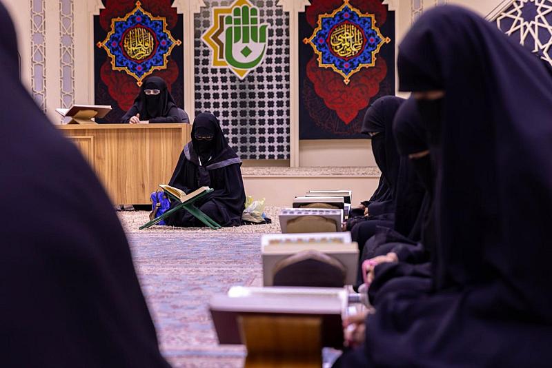 مدرسة فيض الزهراء (عليها السلام) تقدم خدماتها لأكثر من 8650 مستفيدة في زيارة الأربعين