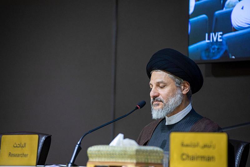  بحث علمي يناقش التوحيد بين كتاب الله المجيد وروايات الصادقَين وآراء بعض العلماء المخالفين