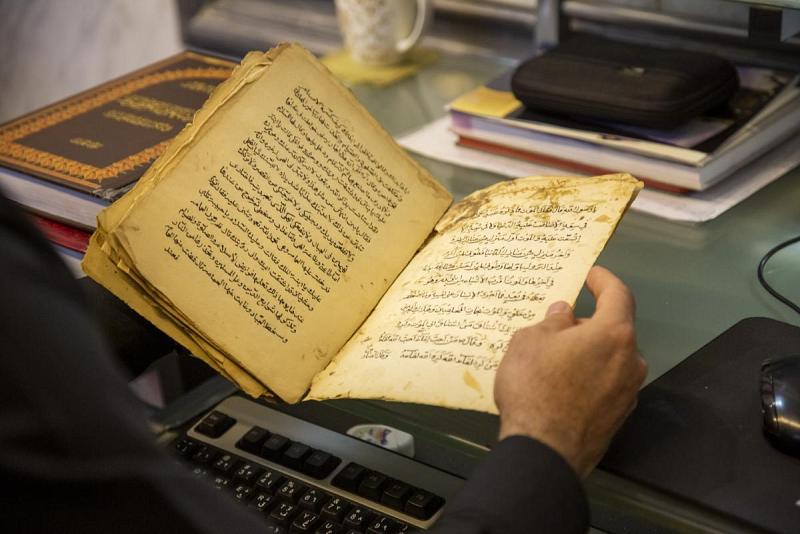 أكثر من 70 ألف مخطوطة مصوّرة تمّت فهرستها على يد ملاكات قسم الفهرسة والإصدارات
