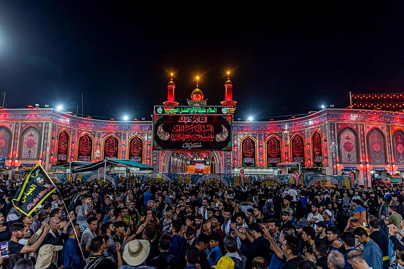 بالصور.. أجواء ليلة الجمعة الثانية من شهر صفر عند العتبة العباسية المقدّسة
