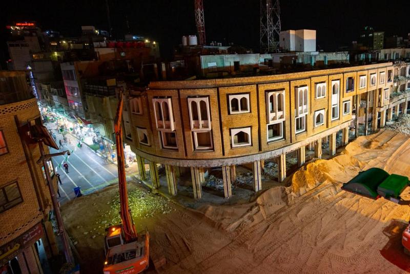 العتبةُ العبّاسية المقدّسة تُباشر بهدمِ أولى البنايات لاستثمارِ مساحتها خدمة للزائرين