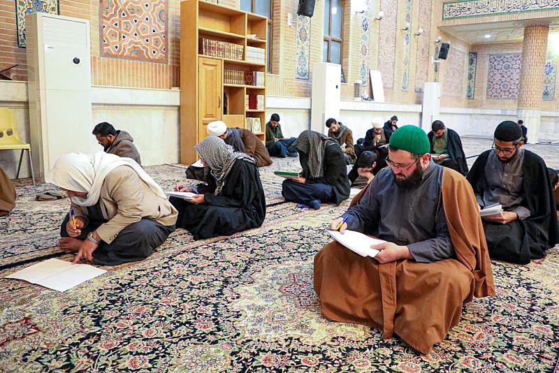 المجمع العلمي يختتم خمس دورات في علوم القرآن واحكام التلاوة