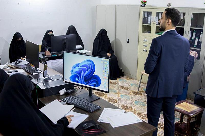 قسم التطوير يقيم دورة تدريبية عن أدوات الذكاء الاصطناعي