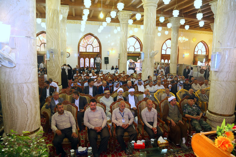 أمانة مسجد الكوفة المعظّم تقيم حفلاً بمناسبة ولادة الصديقة فاطمة الزهراء(عليها السلام) وتكرم بعض الطالبات اللواتي بلغن سنّ التكليف الشرعي ..
