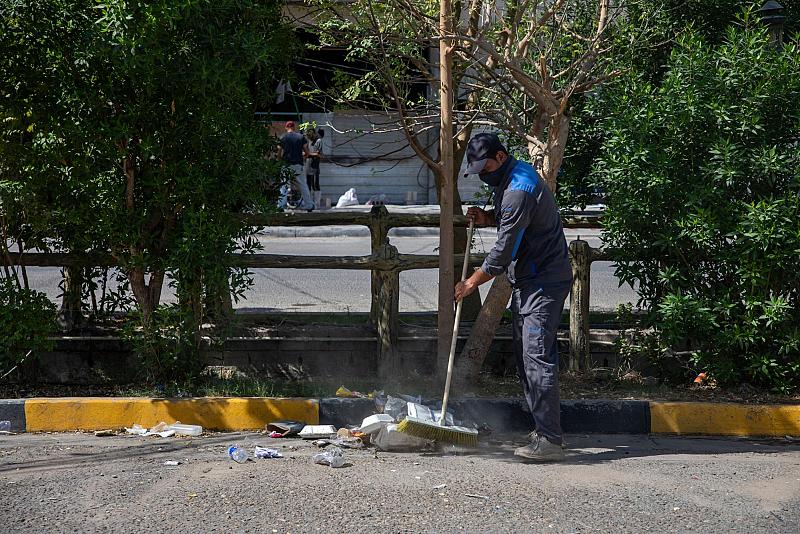 مشاتل الكفيل تنظّم حملة تنظيف لنهر الهنيدية بعد انتهاء زيارة الأربعين