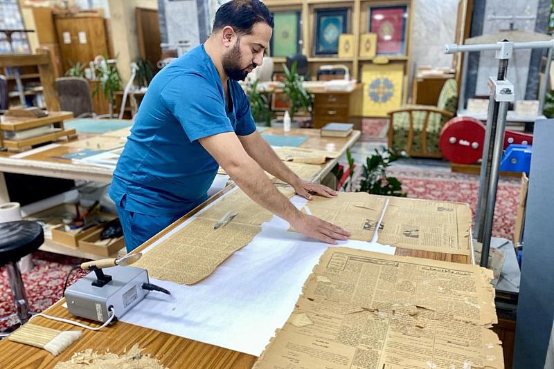 قسم الشؤون الفكرية يشرع بترميم نحو (100) عدد من صحيفة المجتمع الكربلائية