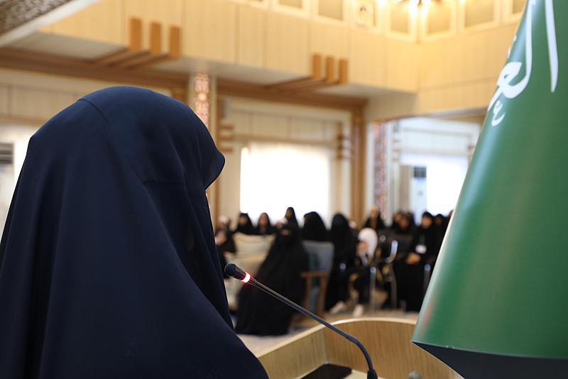 معهد القرآن الكريم النسوي يكرم الفائزات في مسابقة فضة القرآنية السابعة