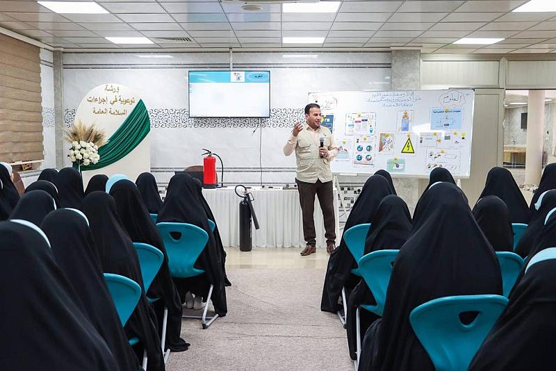 قسم الصيانة يقيم دورة عن إجراءات السلامة العامة لطالبات مدرسة جود العميد الابتدائية