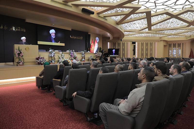 العتبة العبّاسية تكرّم الطلبة الأوائل في معهد تراث الأنبياء