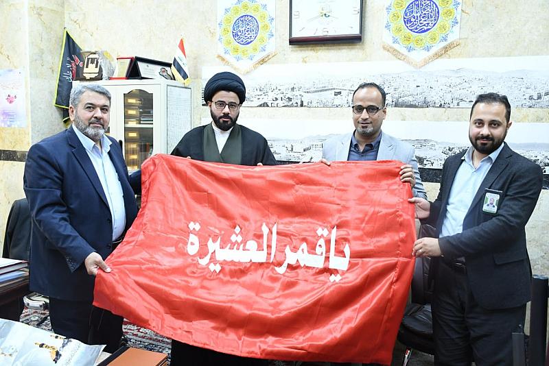 قسم الشؤون الفكريّة يُكرِّم أحد المساهمين في مشروع (تراثك أمانة) لحفظ التراث الوثائقي