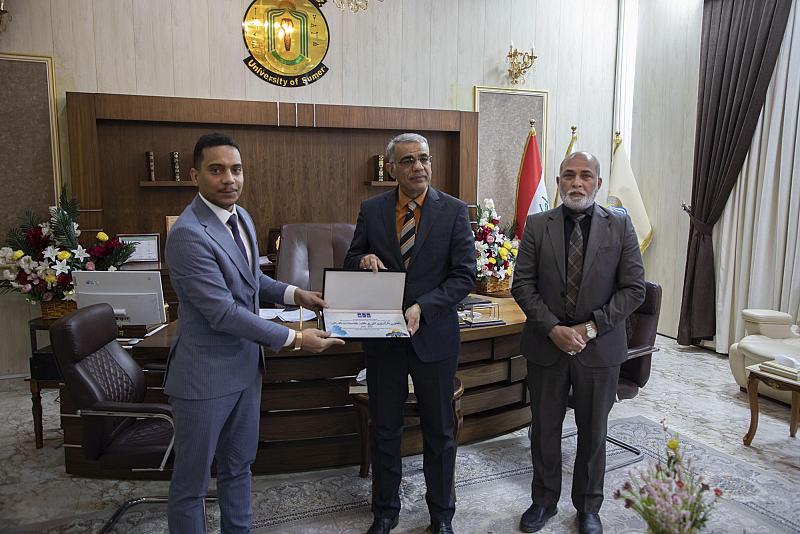 جامعة سومر: حفل التخرج المركزي أضاف قدسية وروحانية إلى المجال الأكاديمي