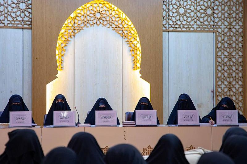 لجنة تحكيم مسابقة الفرقان الوطنية الثامنة تؤكد اعتماد معايير دقيقة لتقييم أداء المتسابقات