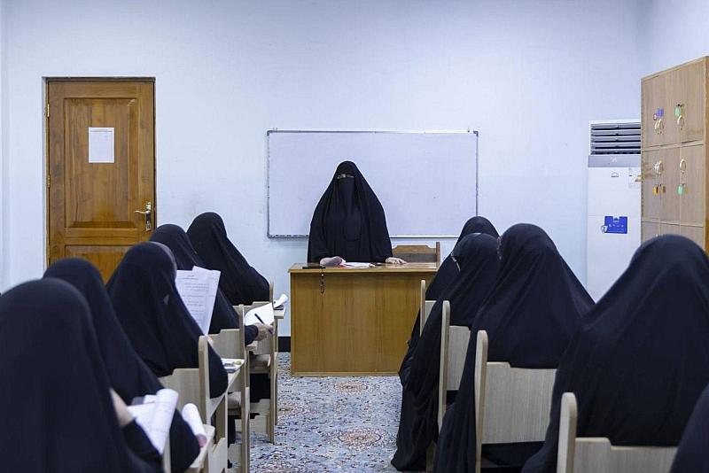شعبة الخطابة الحسينية النسوية تقيم النسخة الثانية من دورة (تراث الطف)