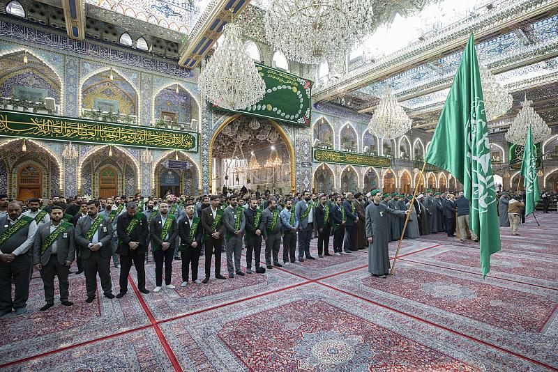 بذكرى ولادة أبي الفضل العباس (عليه السلام).. خدمة العتبة العباسية المقدسة يؤدون مراسم الممارسة العبادية
