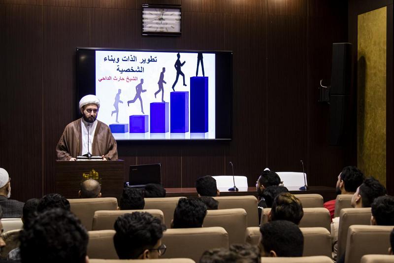 مُلتقى القمر يستضيف 80 شابّاً من محافظة بغداد