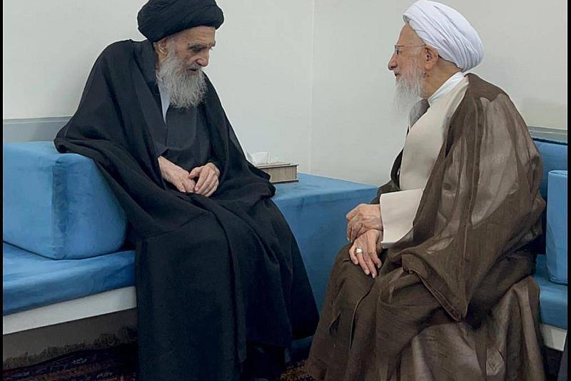 المرجع الديني الأعلى السيد علي السيستاني يستقبل سماحة آية الله الشيخ عبدالله الجواديّ الآمليّ