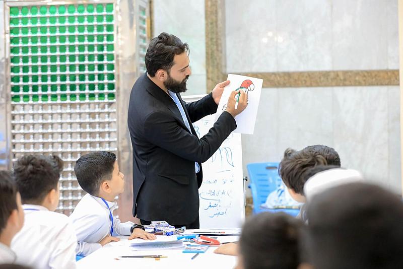 المجمع العلمي يقيم دروسًا للرسم ضمن مشروع الدورات القرآنية الصيفية