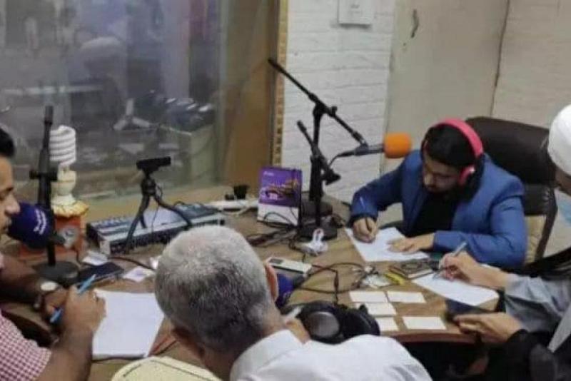 معهدُ القرآن الكريم في بابل يختتم مجريات مسابقة (كلمات من نور) الإذاعيّة