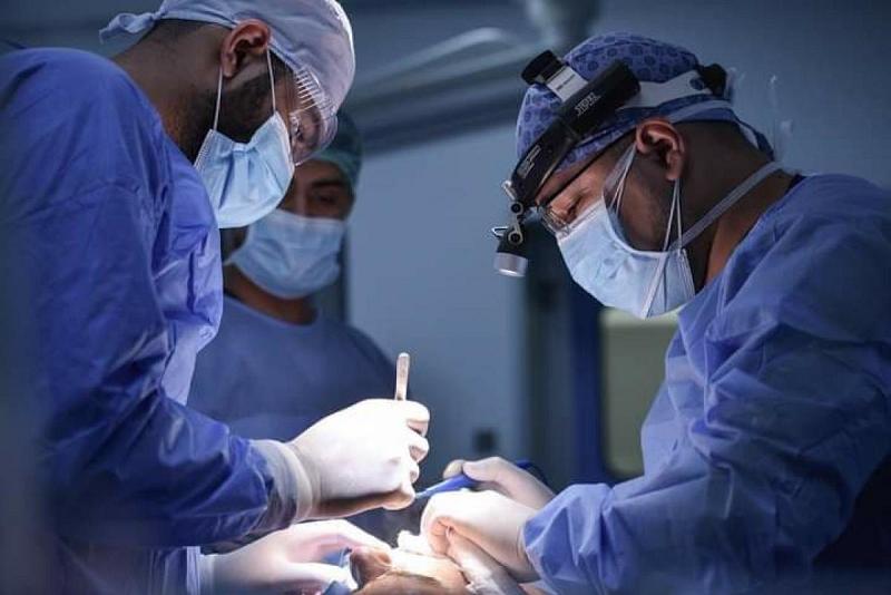 معالجة أمراض الوجه والفكّين بتقنيّة الناظور
