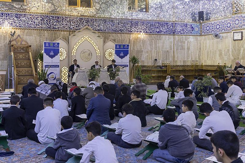 المجمَع العلمي يختتم الختمة القرآنية الرمضانية التعليمية في مقام الإمام المهدي (عجّل الله فرجه)