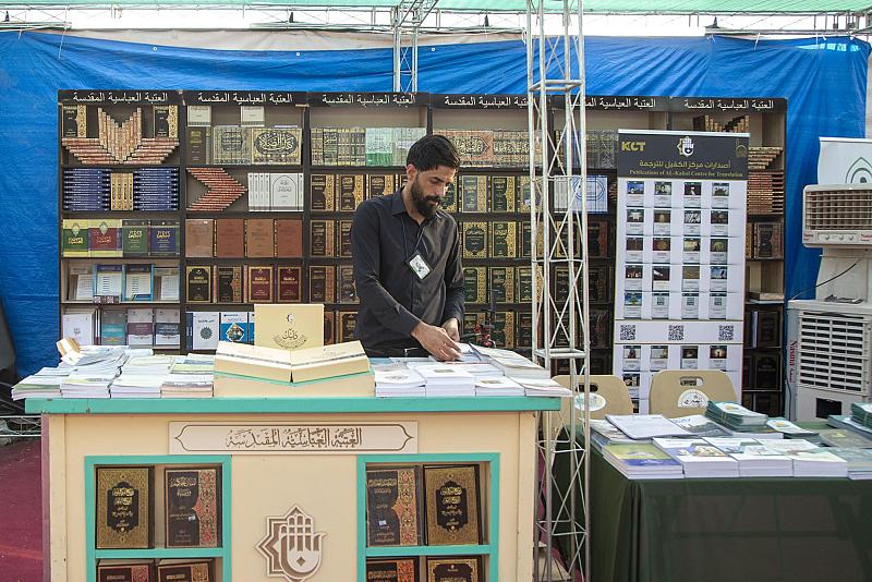 قسمُ الشؤون الفكرية يقدّم برامج معرفية متنوّعة ضمن الموكب الثقافي العام على محور النجف