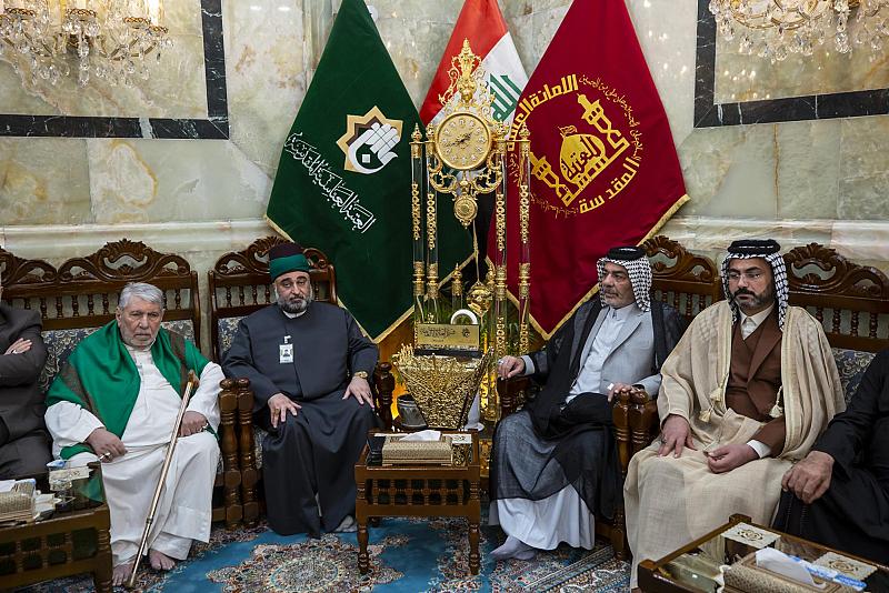 الأمين العام للعتبة العباسية يجتمع برؤساء الهيئات والمواكب الحسينية في كربلاء