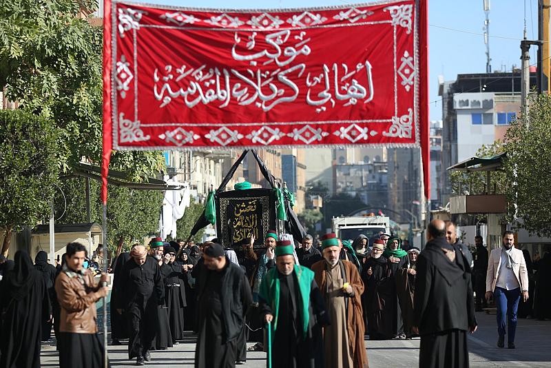 مواكب العزاء الكربلائية تستذكر شهادة الإمام الهادي (عليه السلام)