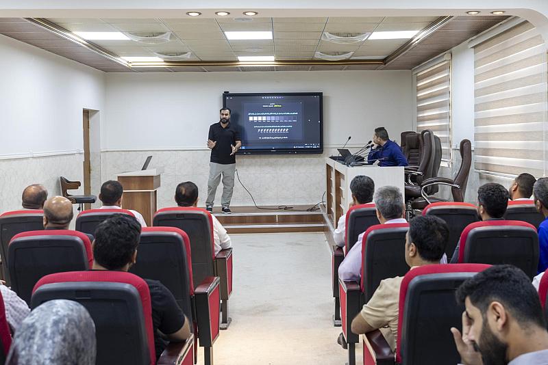 قسم الإعلام يقيم دورةً حول احترافية التصوير الفوتوغرافي في جامعة كربلاء