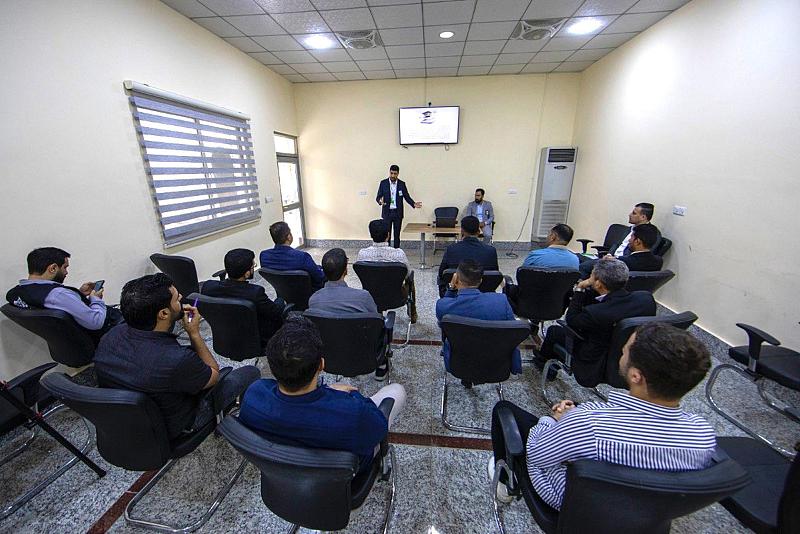 جامعة الكفيل تقيم ورشة حول منصّة السراج لإدارة المدارس