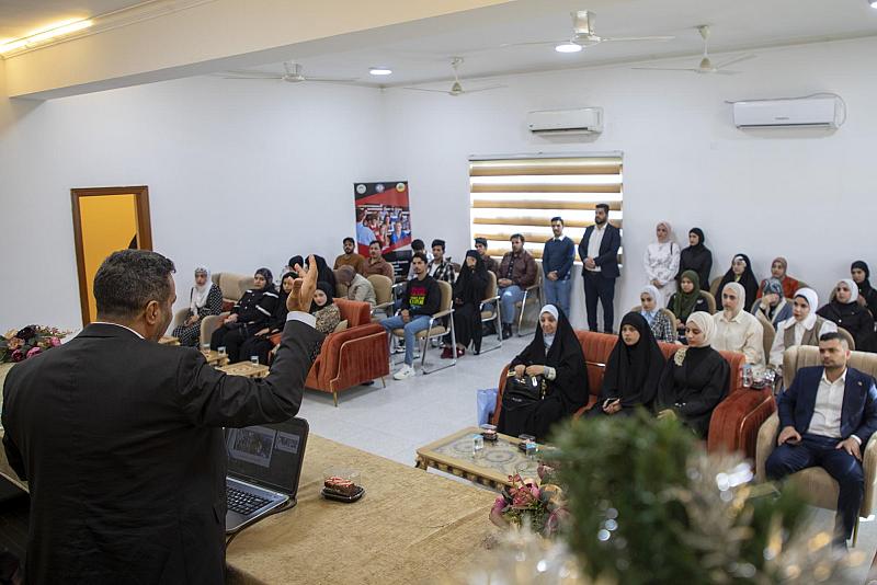 قسم المشاريع الهندسية يقدم ورشًا تعريفية حول التقنيات الحديثة في ملتقى الكفيل لتكنولوجيا المعلومات