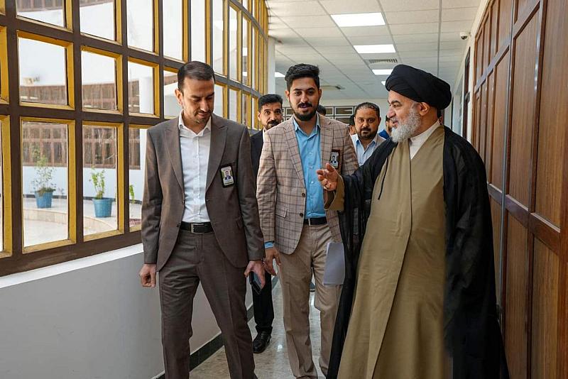 السيد الصافي يطلع على الخطط المعدة لتدريب ملاكات مجموعة العميد التعليمية