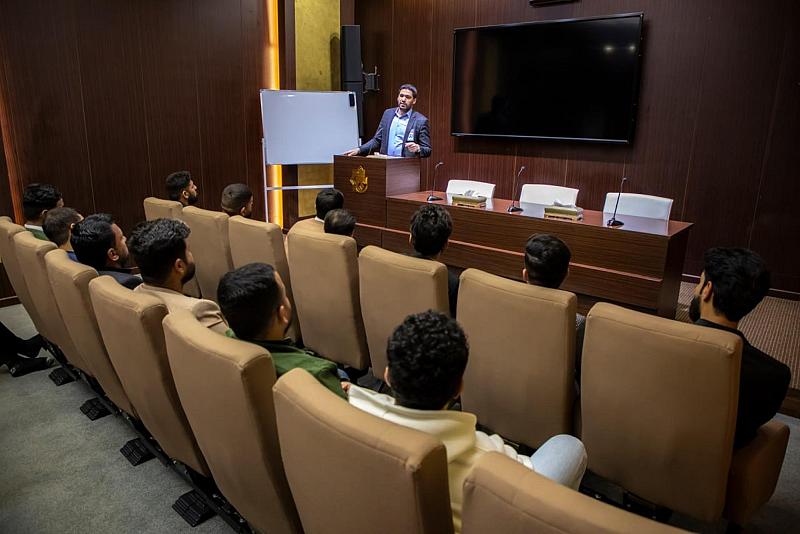 قسم التطوير يقيم ورشة تدريبية للمرشدين التربويين في جامعة العميد