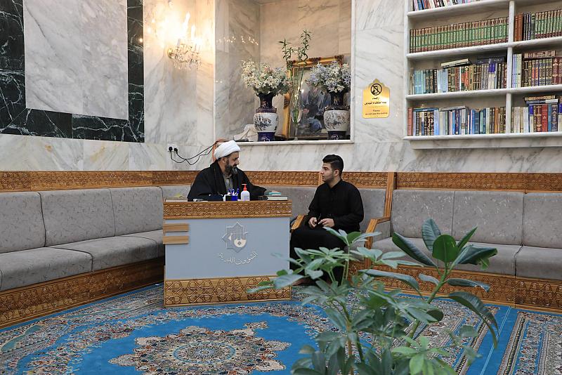 قسم الشؤون الدينية.. عملٌ متواصلٌ لخدمة الزائرين والإجابة عن أسئلتهم
