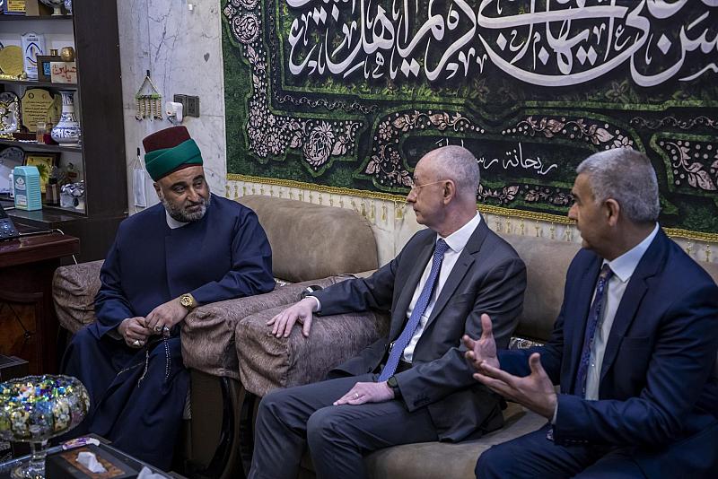السفير البرازيليّ لدى العراق يشيد بمشاريع العتبة العبّاسية