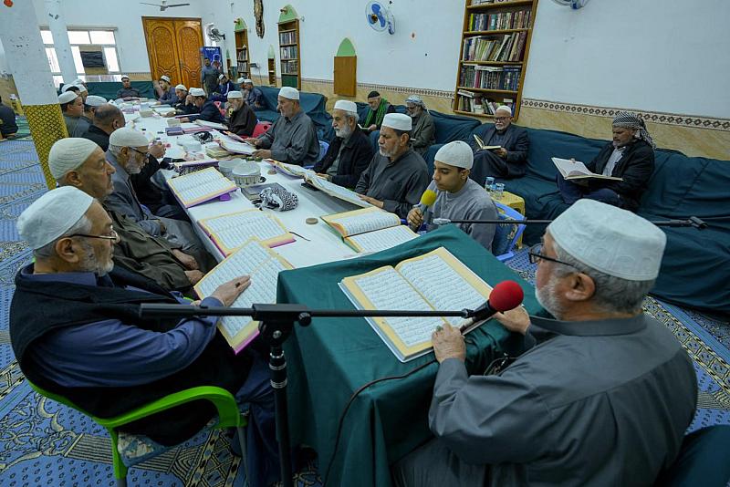 ضمن برنامجه الرمضاني.. المجمَع العلمي يقيم 29 ختمةً قرآنية في النجف الأشرف