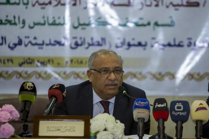 بالتعاون مع العتبة العباسية المقدسة، جامعة الكوفة تقيم ندوة علمية عن الطرائق الحديثة في العرض المتحفي..