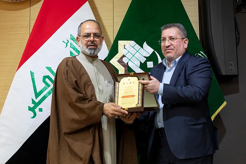 في اليوم الثاني من مؤتمر السيد المجاهد.. العتبة العباسية المقدسة تكرم المشاركين في فعاليات الجلستين الصباحيتين